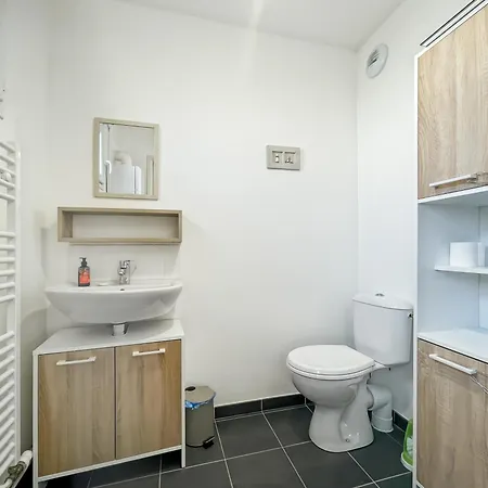 בית נופש Le Reseda, Maison Avec Jardin *